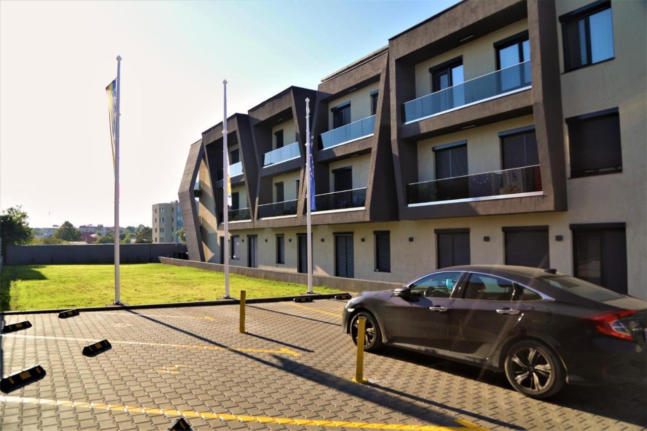 Enjoy Life Apartments テキルギオル エクステリア 写真