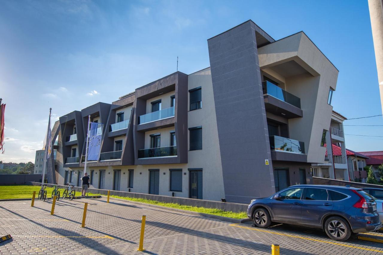 Enjoy Life Apartments テキルギオル エクステリア 写真